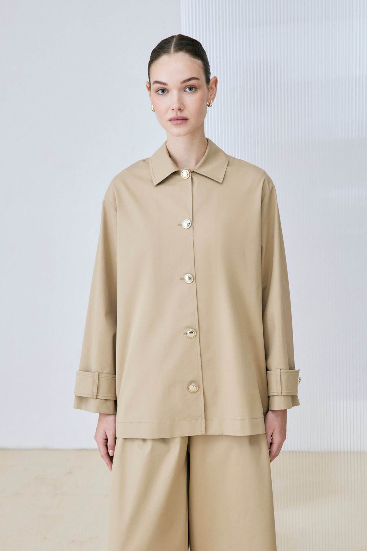 SANDA GOLD DÜĞMELİ CEKET PANTOLON TAKIM CAMEL