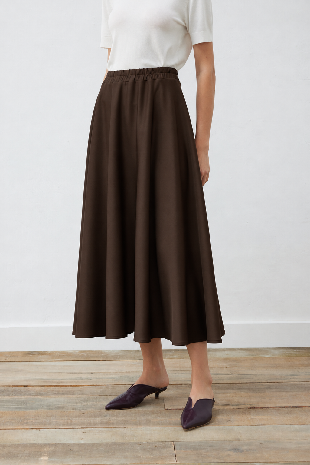 SCUBA FLARED SKIRT DARK BROWN