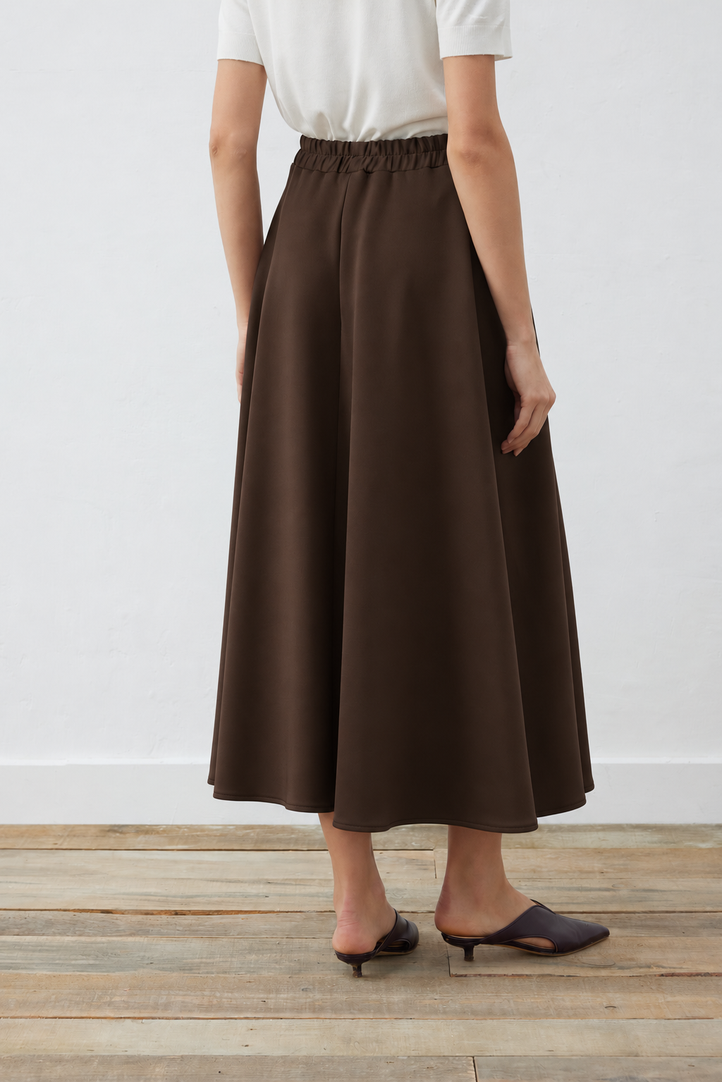 SCUBA FLARED SKIRT DARK BROWN