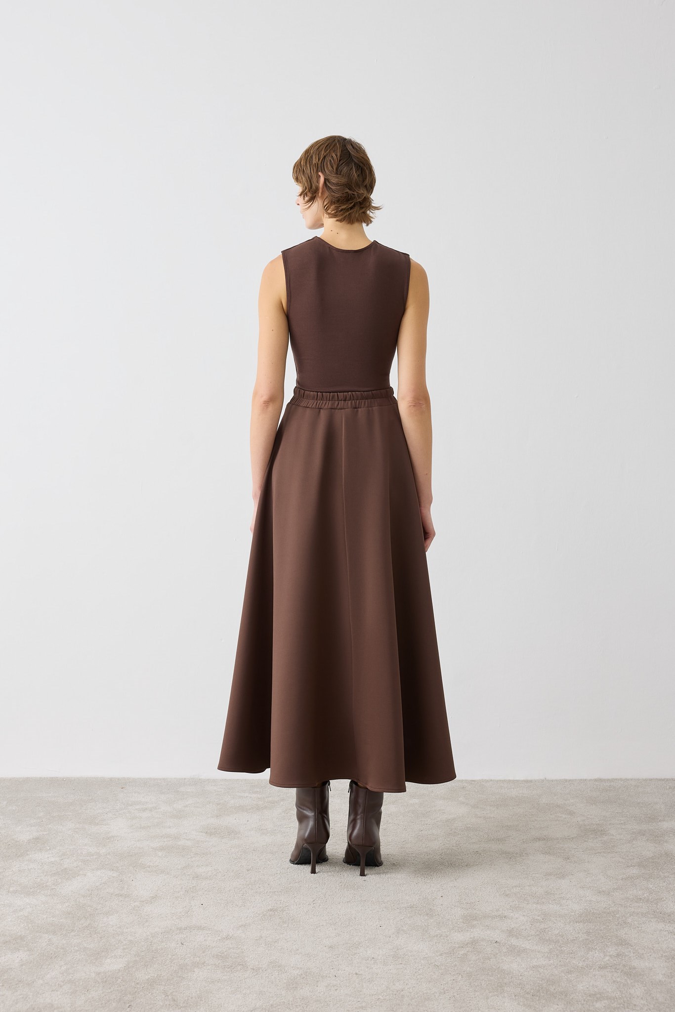 SCUBA FLARED SKIRT BROWN