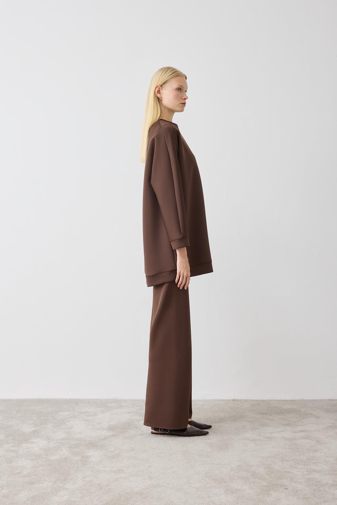 SCUBA PUFF SWEATSHIRT DARK BROWN