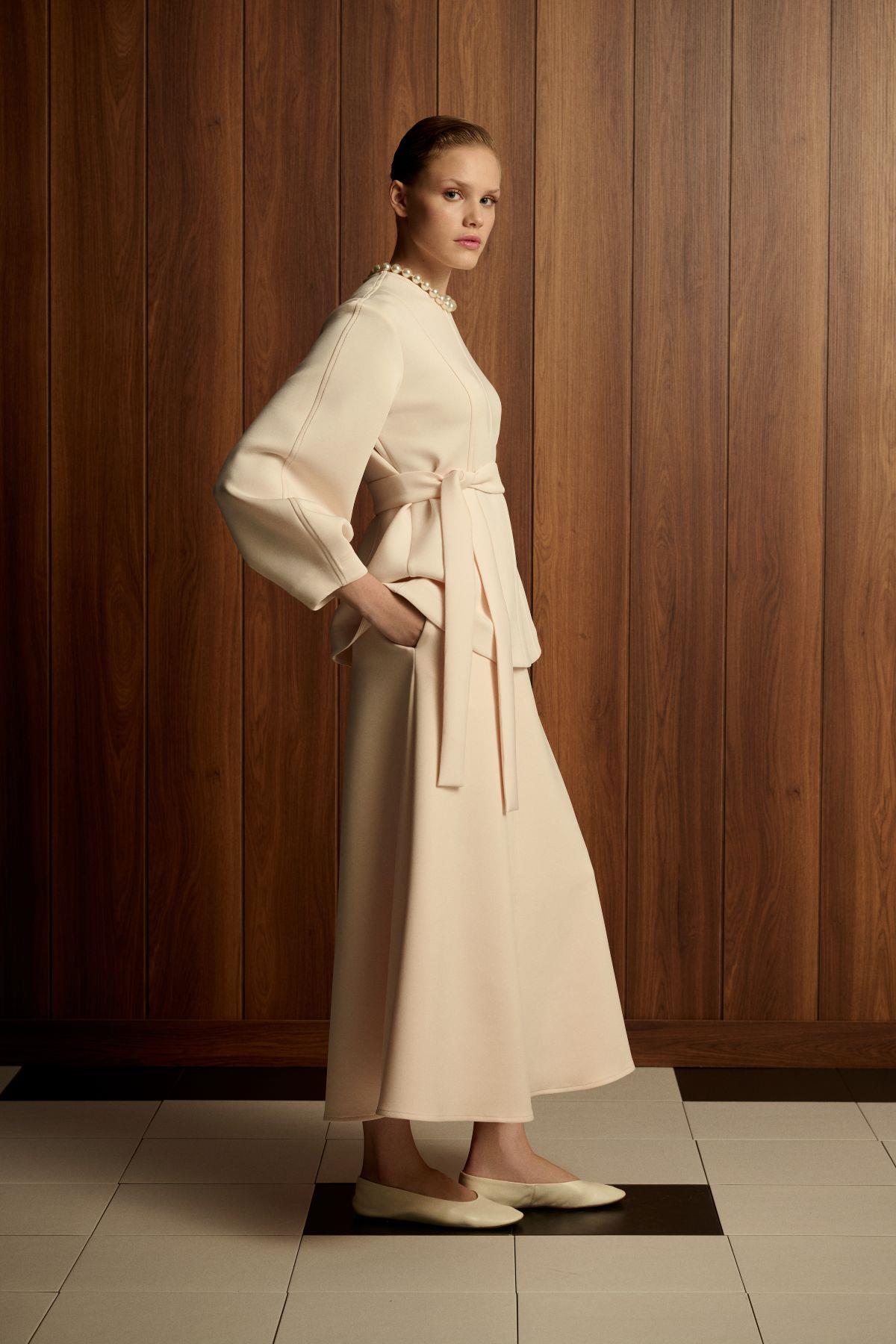 VELAR SCUBA ETEKLİ TAKIM VANİLYA