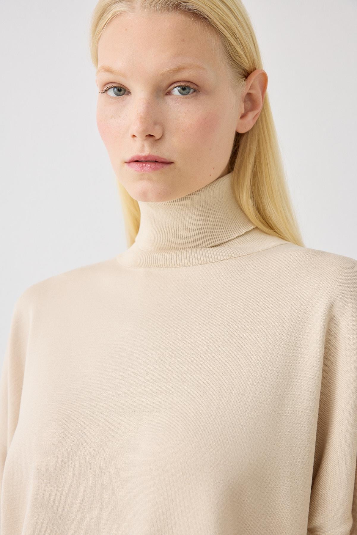VOLETA MERCERIZED VISCOSE TURTLENECK KNIT TUNIC BEIGE