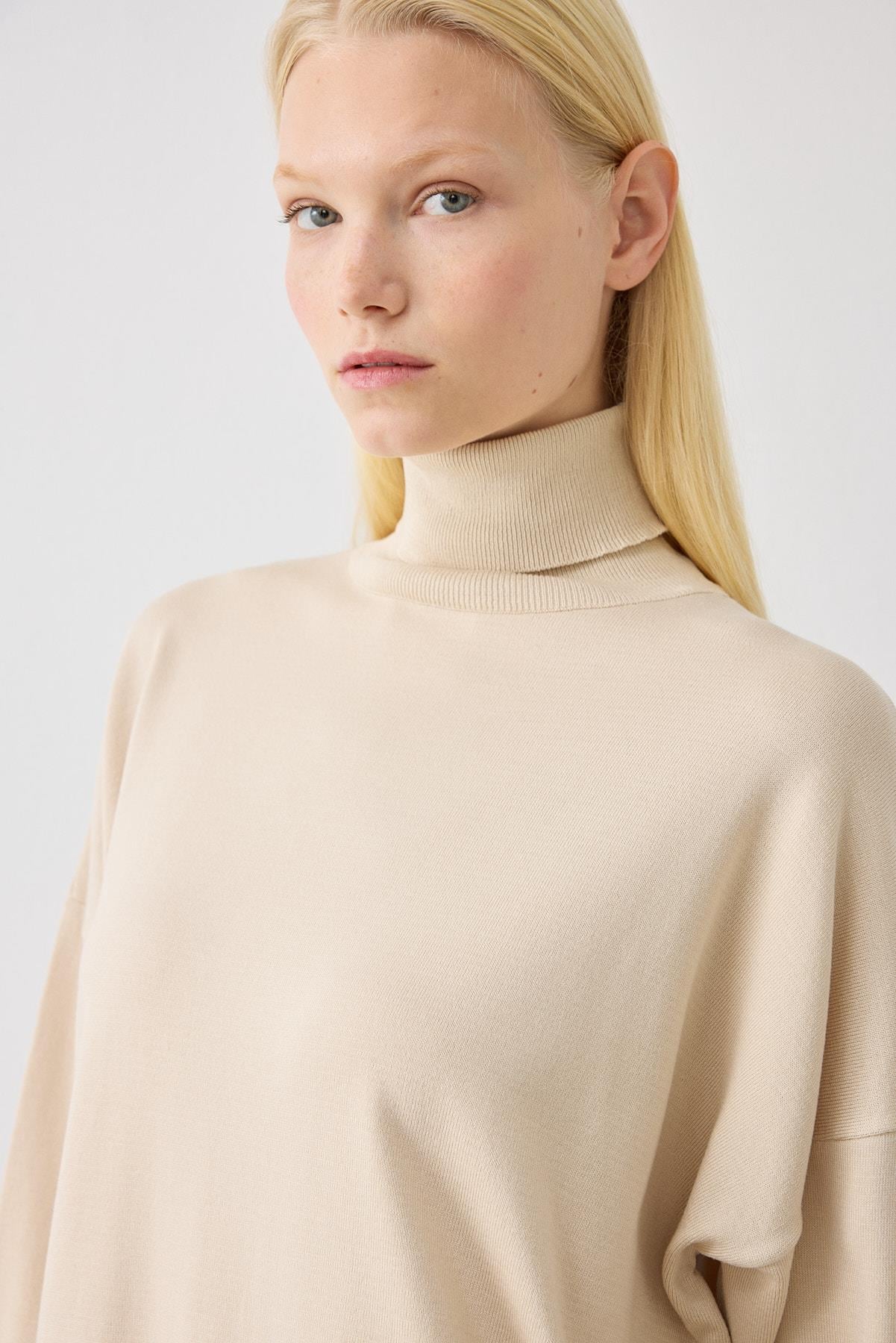 VOLETA MERCERIZED VISCOSE TURTLENECK KNIT TUNIC BEIGE
