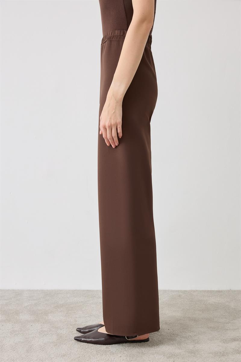 ASEL SCUBA WIDE LEG PANTS DARK BROWN