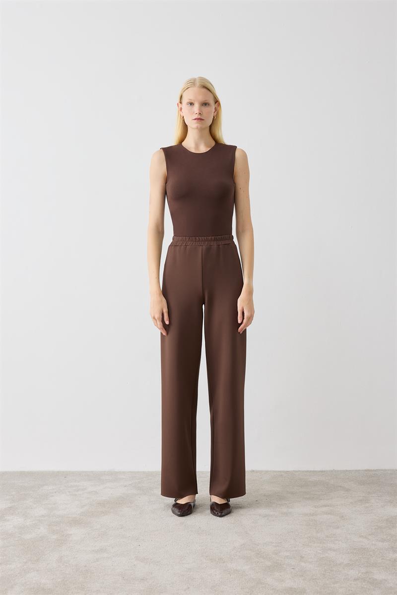 ASEL SCUBA WIDE LEG PANTS DARK BROWN