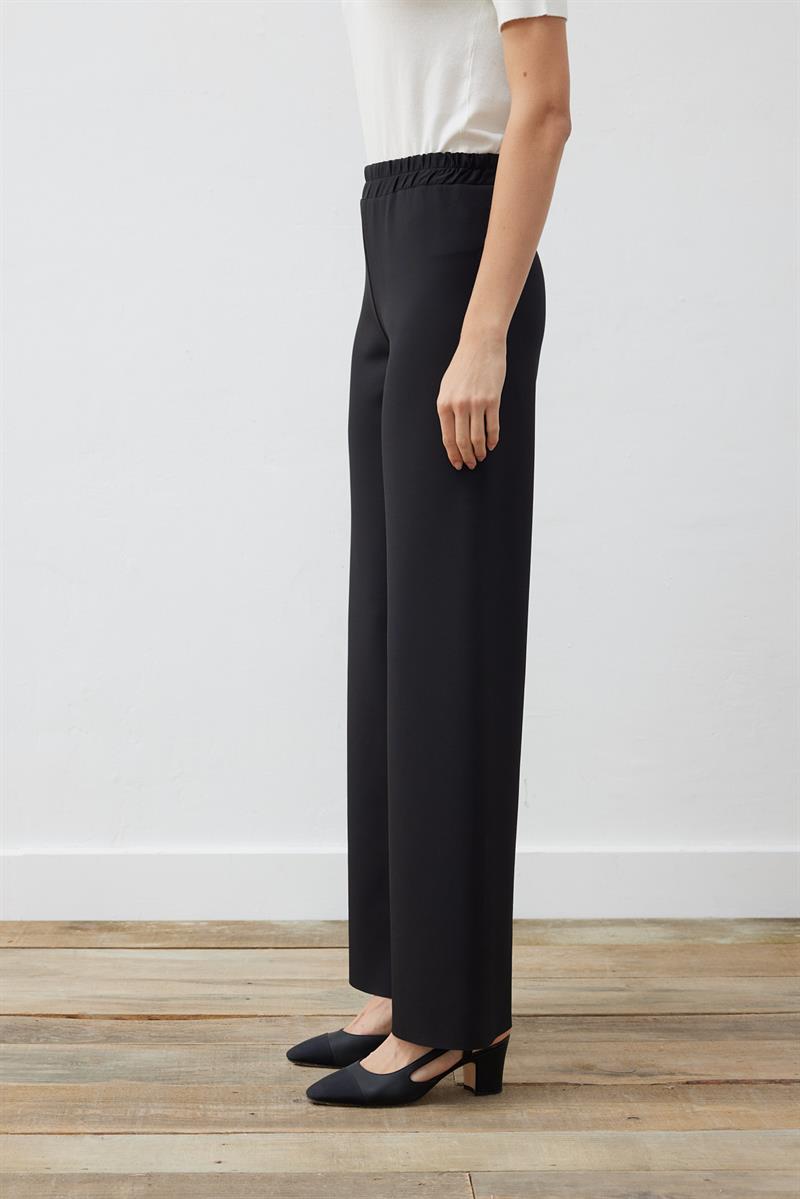 ASEL SCUBA WIDE LEG PANTS BLACK