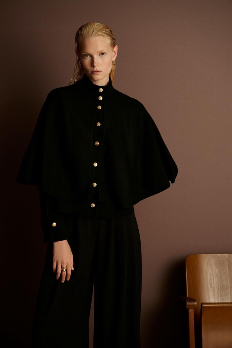 DAPHNE ÇELİK ÖRME TRİKO PELERİN KAP SİYAH