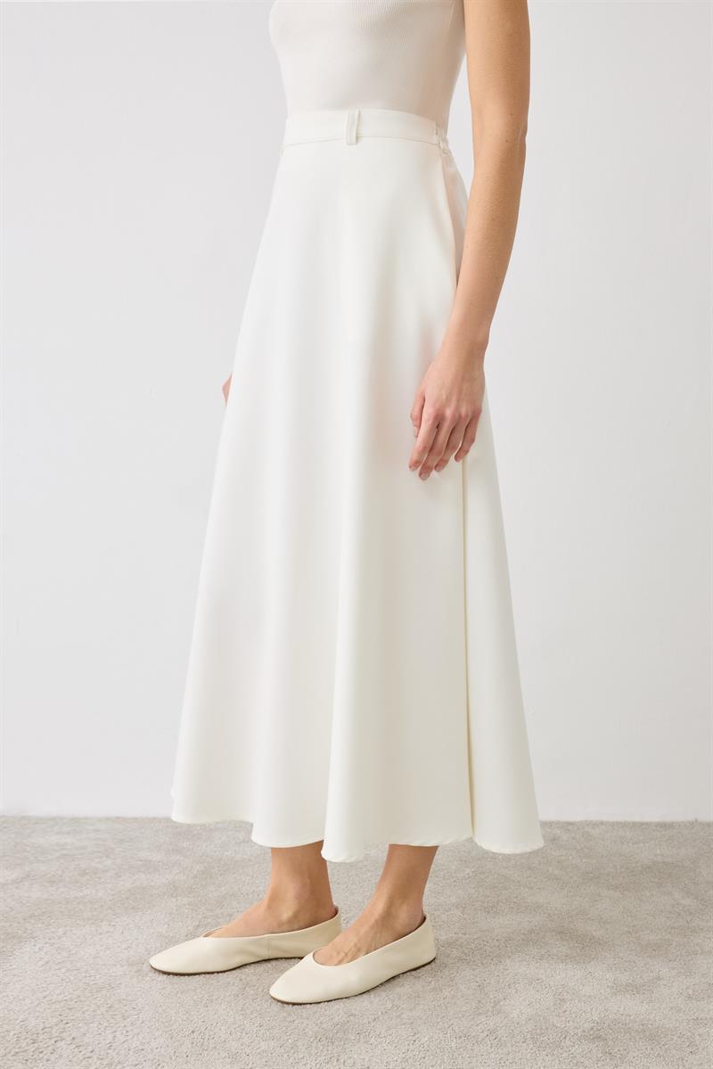 DORE KLOŞ ETEK BEYAZ