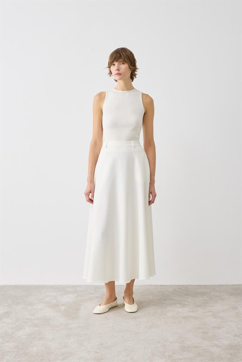 DORE KLOŞ ETEK BEYAZ