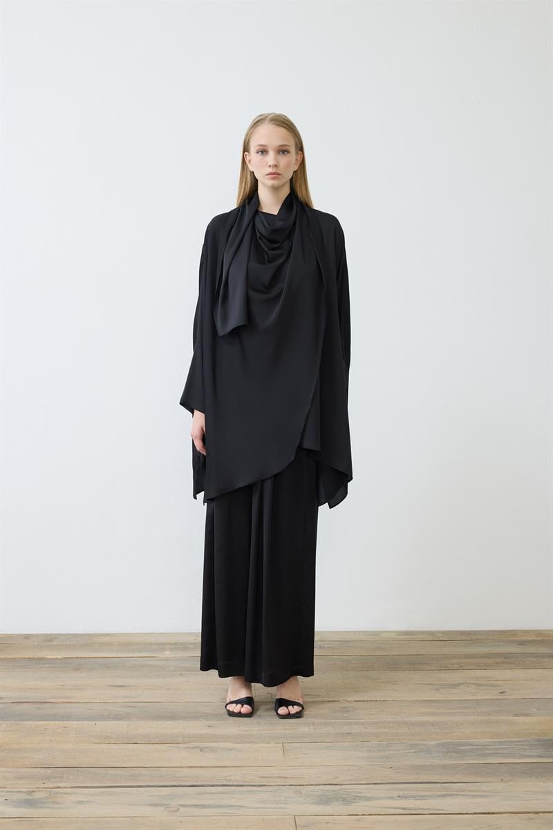 ELENA SATEN PANTOLONLU TAKIM SİYAH