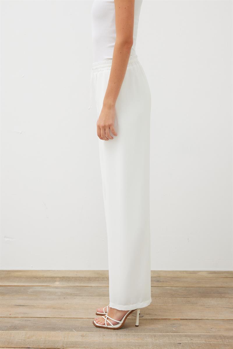 EVA KREP LASTİKLİ BOL PANTOLON BEYAZ