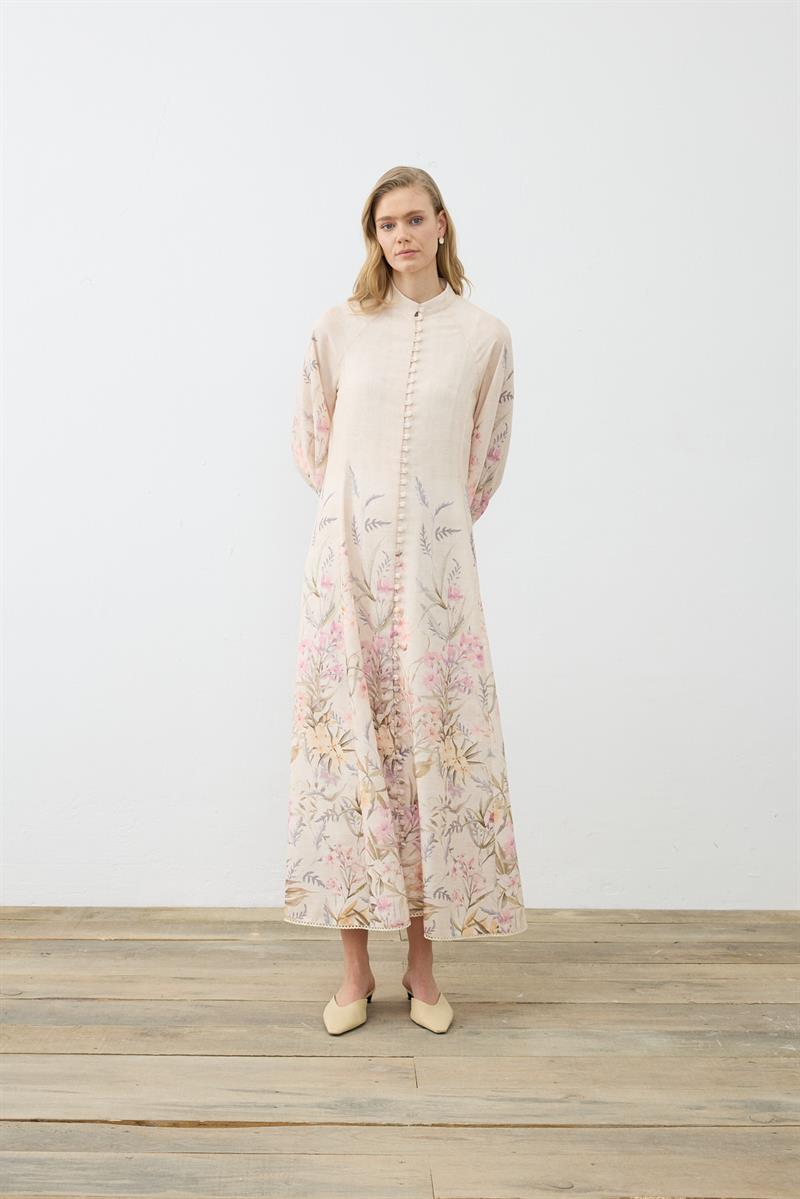 FLORA DESENLİ KETEN BRİTLİ ELBİSE BEJ