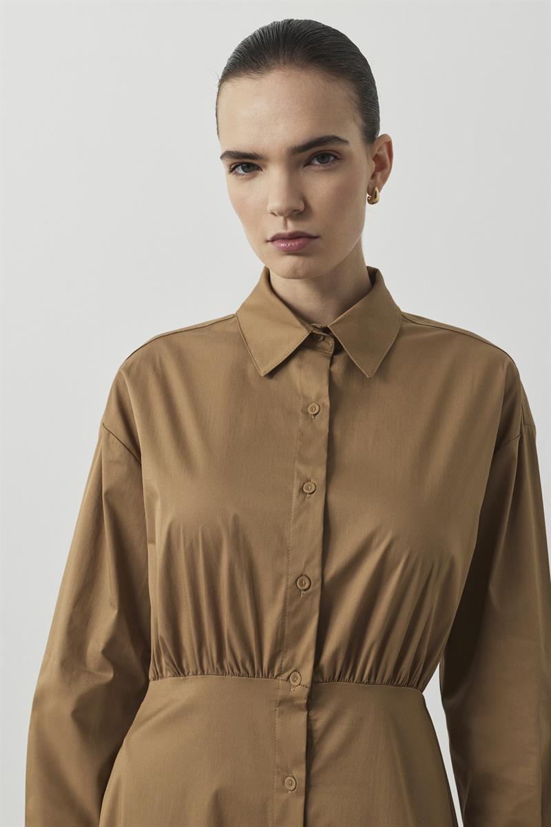 HERRY BÜZGÜLÜ KOTON ELBİSE CAMEL