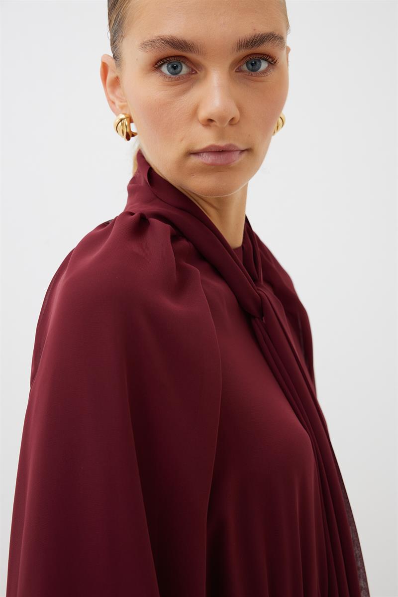 LEO ŞİFON VOLANLI KAT KAT ELBİSE BORDO