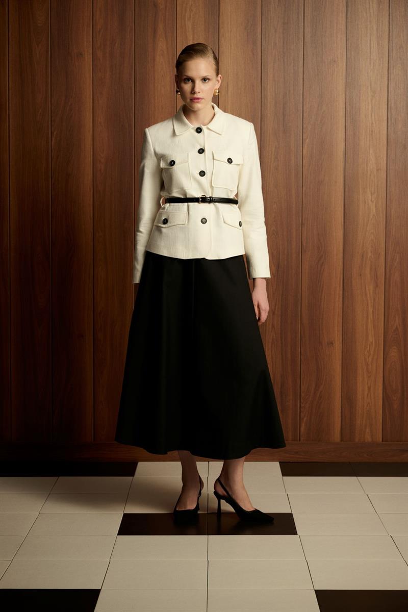 LORES DOKULU KISA CEKET BEYAZ