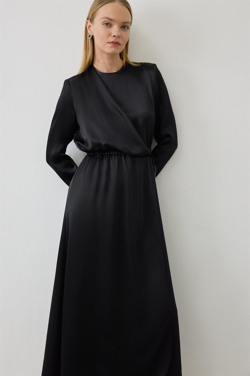 LUCCA TIE FRONT DRESS BLACK