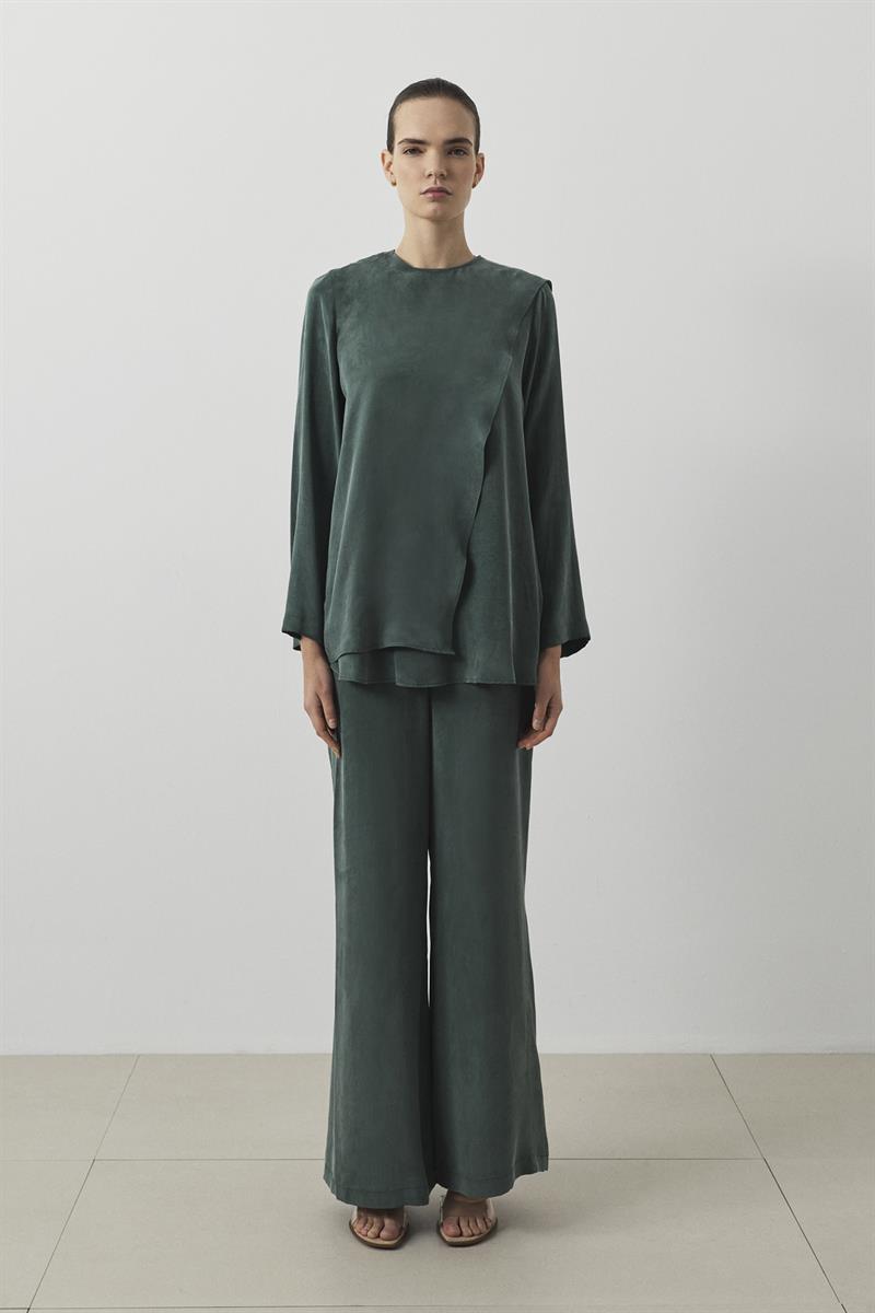 MASTER TAŞLANMIŞ İPEK ŞAL DETAYLI PANTOLONLU TAKIM HAKİ