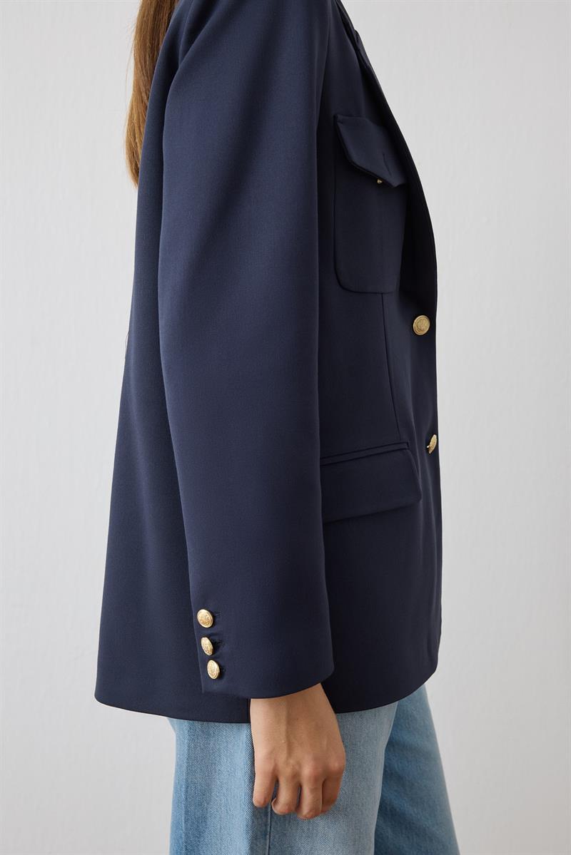 MEGAN CEPLİ CEKET LACİVERT