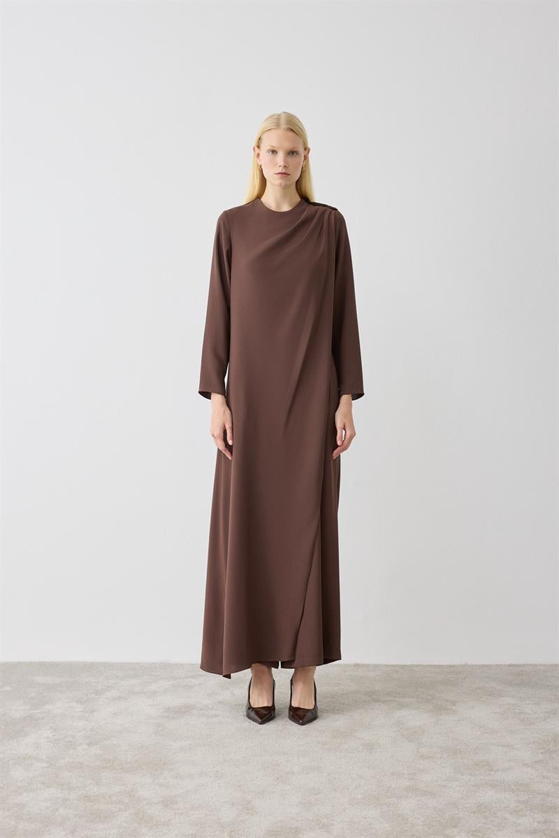 MIA FRONT AND BACK CLOSED JUMPSUIT BROWN
