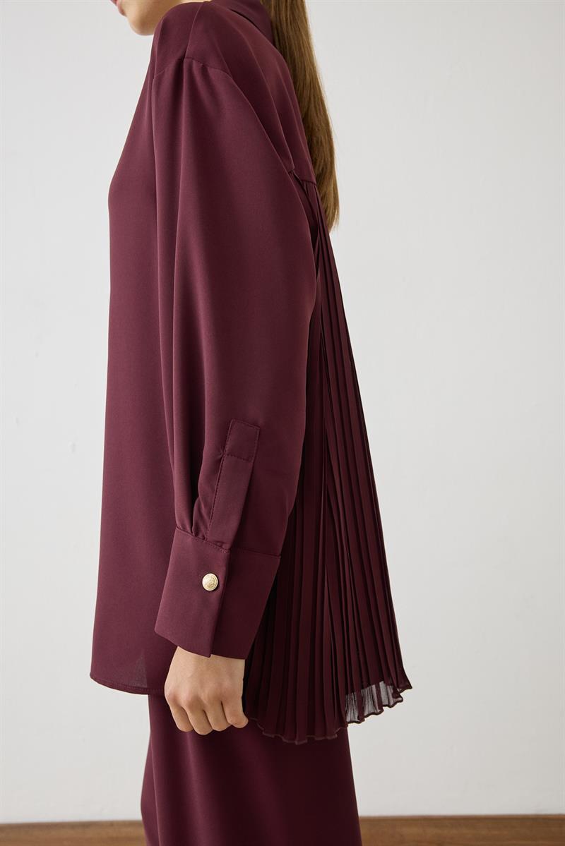 MIORI LINZA PLEATED SHIRT CREPE PANTS SET BURGUNDY
