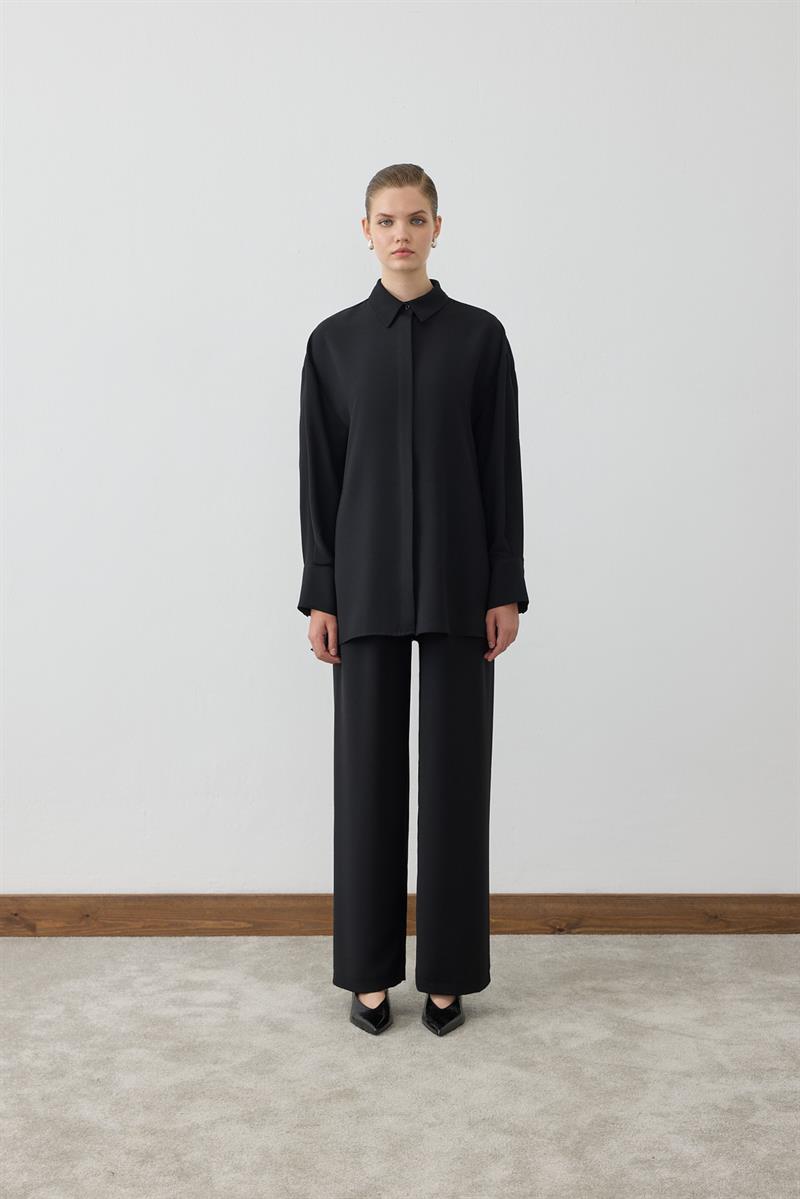 MIORI LINZA PLEATED SHIRT CREPE PANTS SET BLACK
