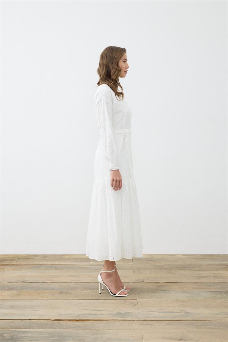 MIORI LIORE EMBROIDERED DRESS WHITE