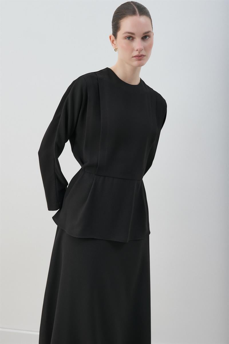MİORİ LUSSE ETEKLİ KREP TAKIM SİYAH