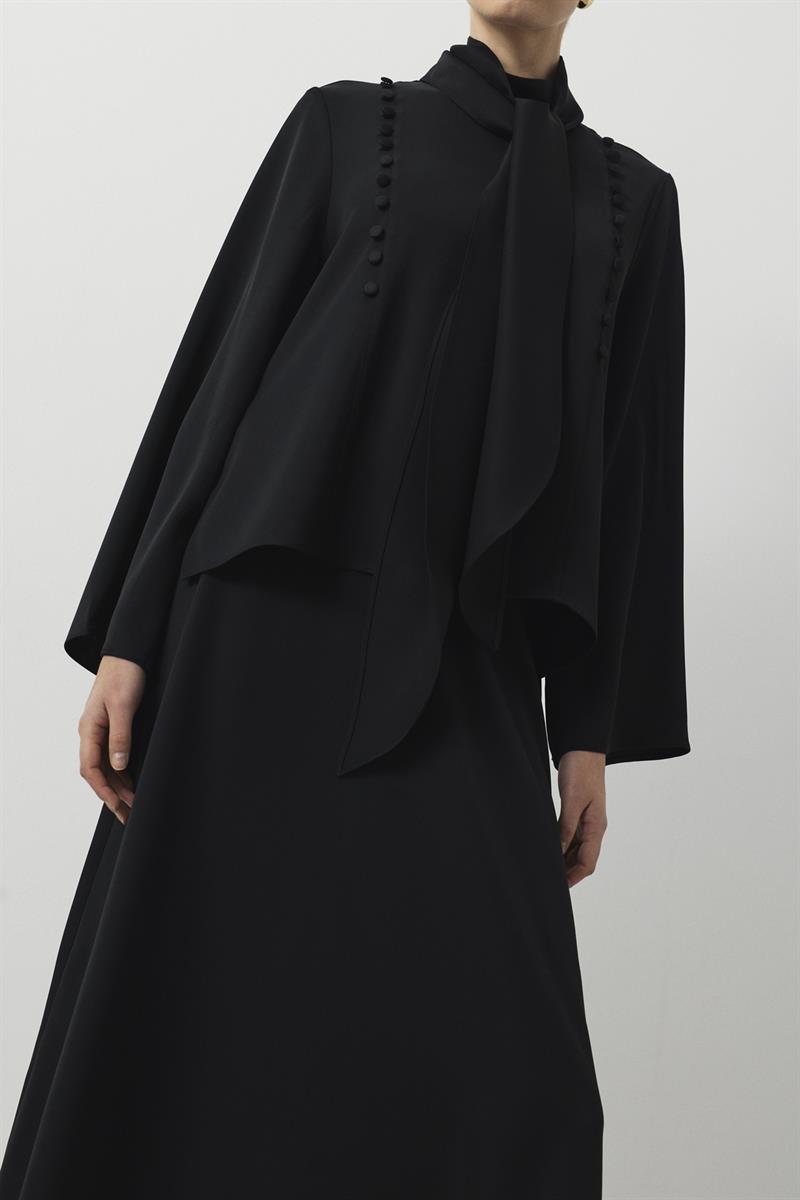 MİORİ MİSSE ETEKLİ TAKIM SİYAH