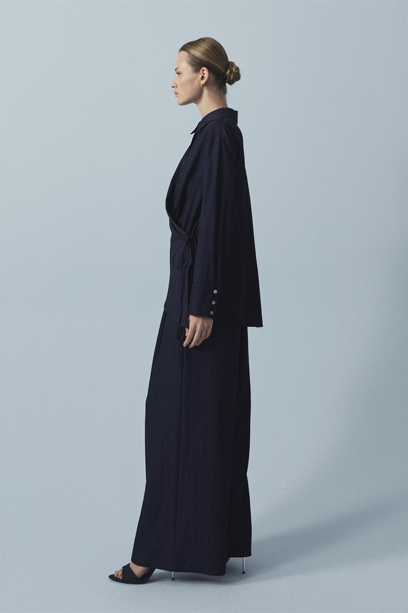 NİCOLE RAYON BAĞLAMA DETAYLI PANTOLONLU TAKIM LACİVERT