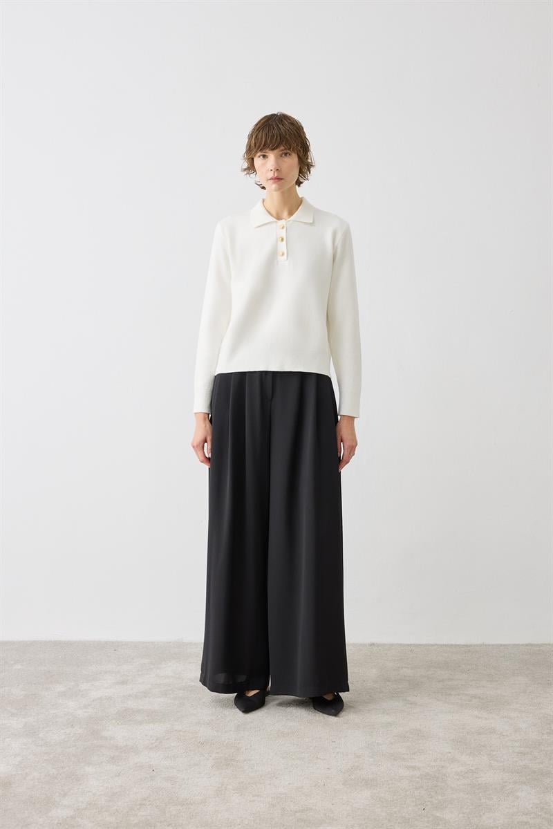 NOVITA VISCOSE COLLARED KNIT SWEATER ECRU