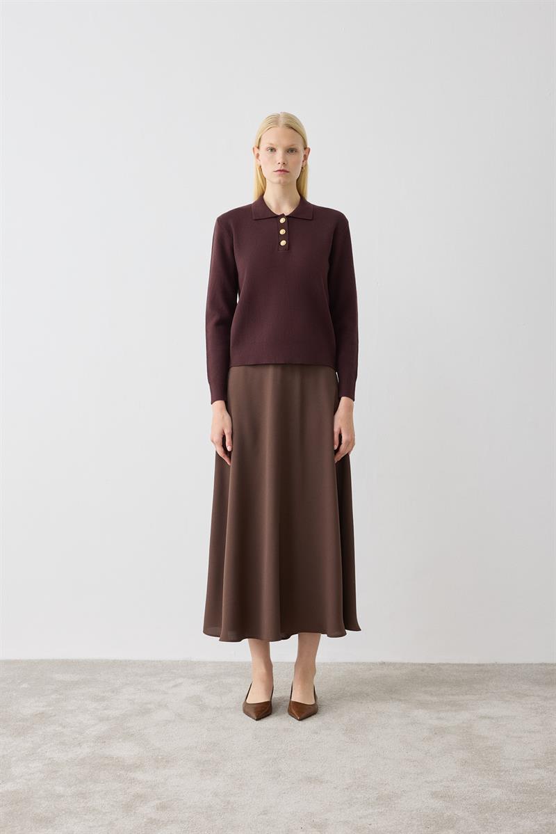 NOVITA VISCOSE COLLARED KNIT SWEATER BROWN
