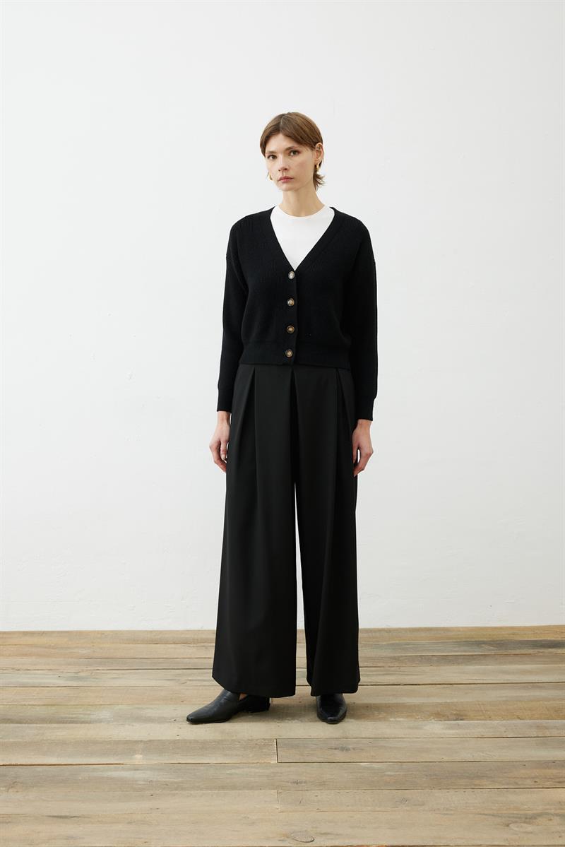 PREMIUM SELECTION V YAKA TRİKO HIRKA SİYAH