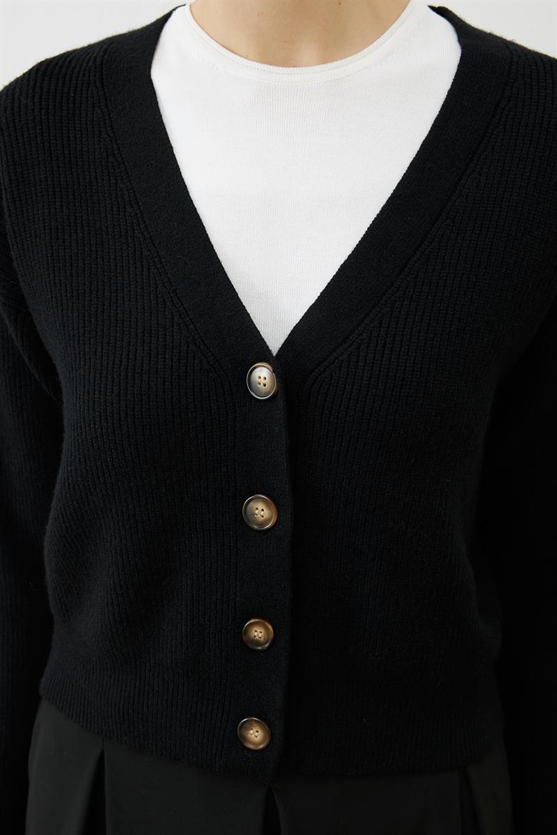 PREMIUM SELECTION V YAKA TRİKO HIRKA SİYAH