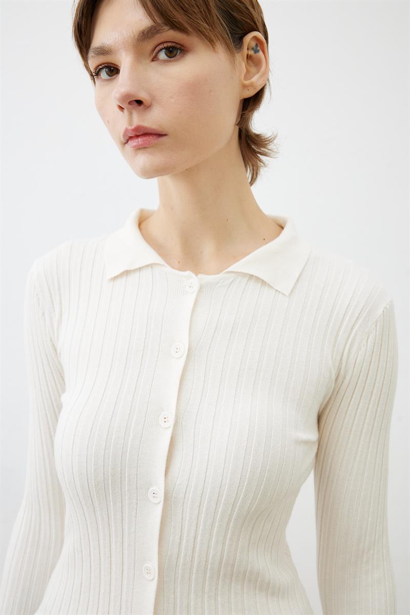 PREMIUM SELECTION YAKALI TRIKO HIRKA EKRU