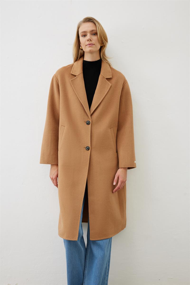 PREMIUM SELECTION YÜN KAŞMİR DÜĞMELİ KABAN CAMEL