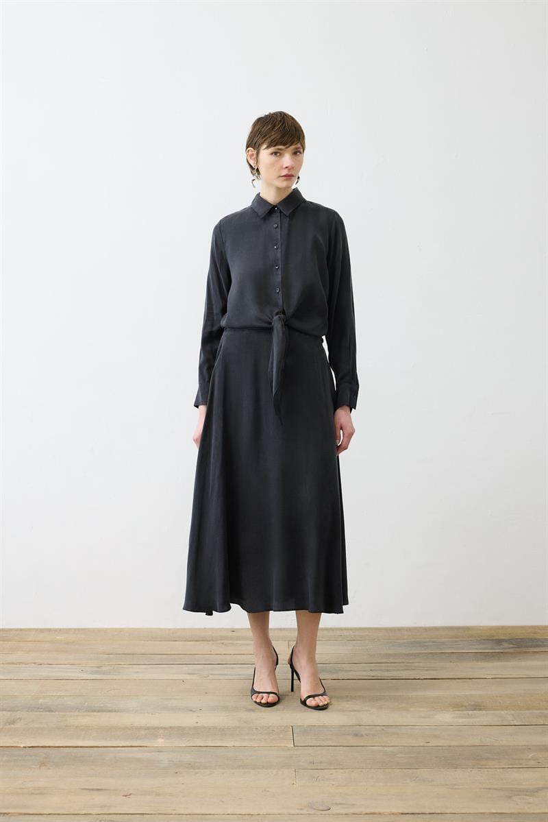 PRİME TAŞLANMIŞ İPEK BAĞLAMALI GÖMLEK ETEKLİ TAKIM SİYAH