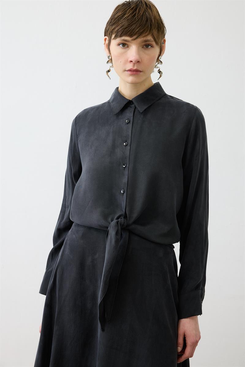 PRİME TAŞLANMIŞ İPEK BAĞLAMALI GÖMLEK ETEKLİ TAKIM SİYAH