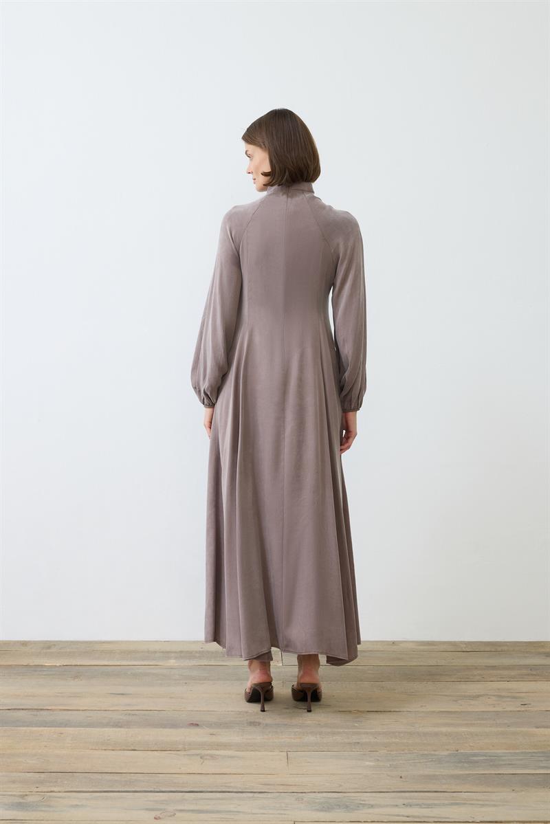 PRIME WASHED SILK BUTTONED BELT DRESS ETOUPE