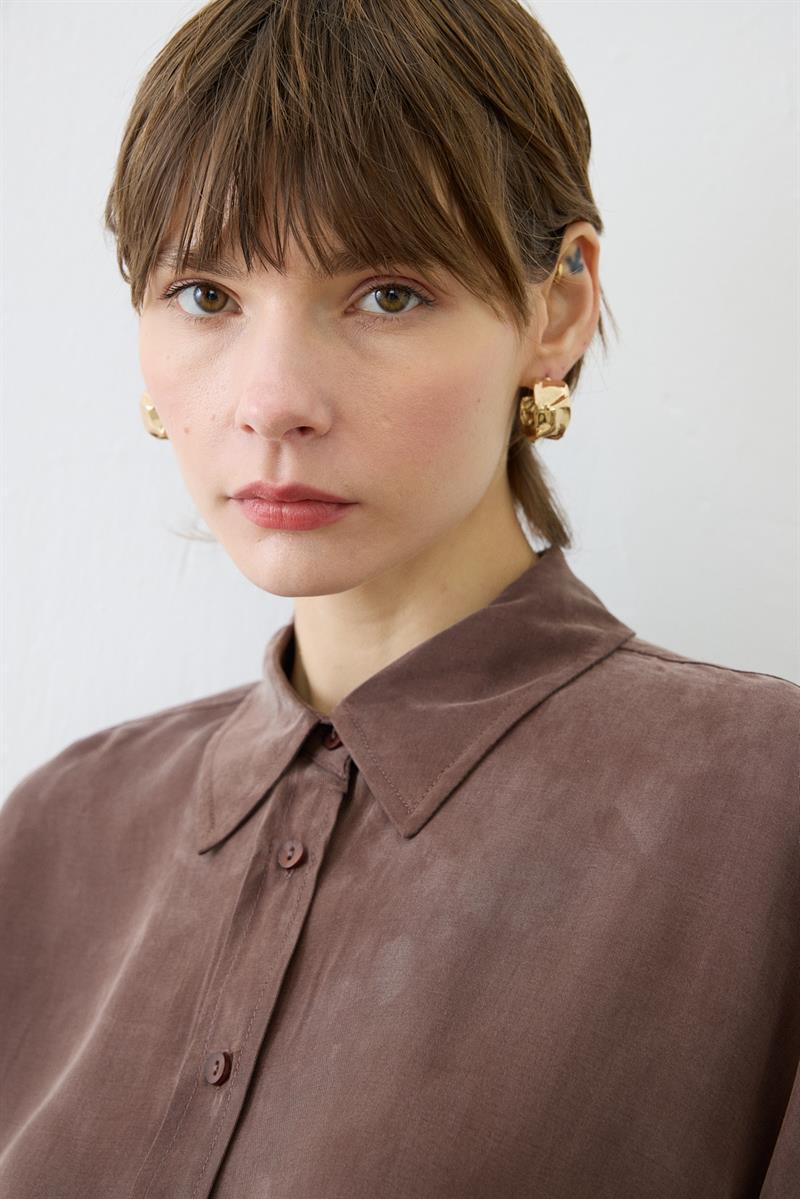 PRİME TAŞLANMIŞ İPEK PANTOLONLU TAKIM KAHVE