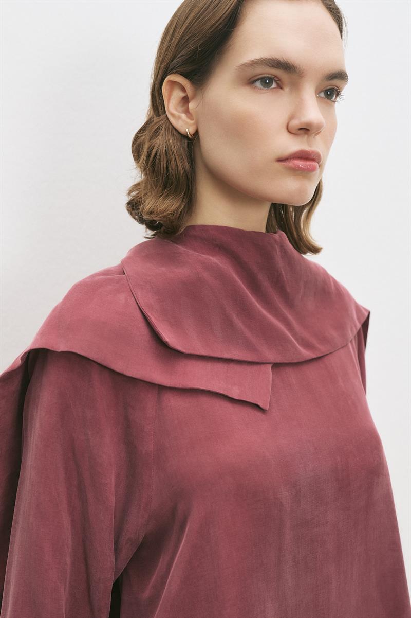 QUEEN TAŞLANMIŞ İPEK ETEKLİ TAKIM BORDO