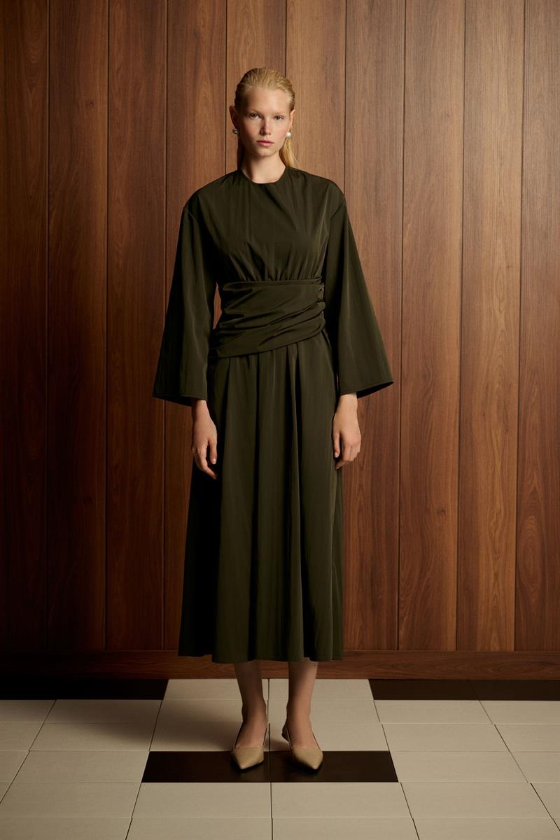 ROSE RUCHED DETAILED DRESS KHAKI