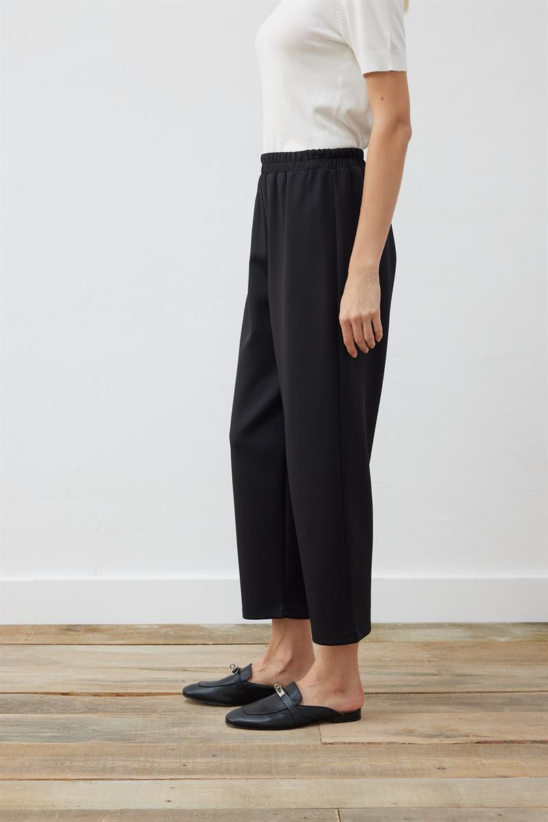 SCUBA OVERSIZE CARROT PANTS BLACK