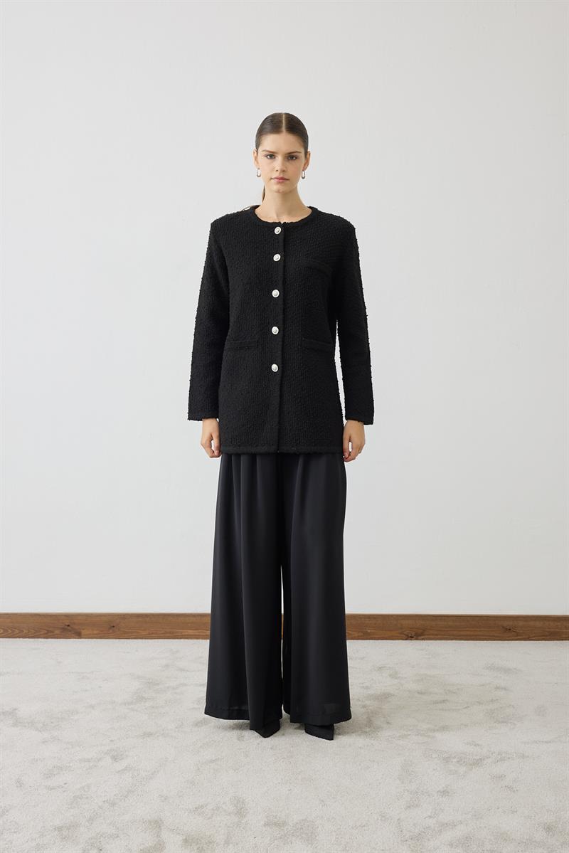 SELEN DOKULU TRİKO HIRKA SİYAH