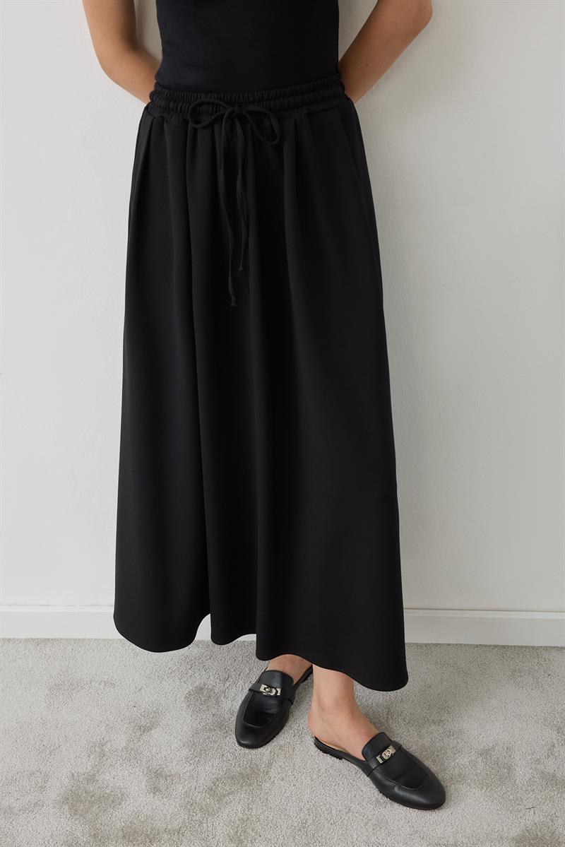 SERENA ÖRME ETEKLİ TAKIM SİYAH