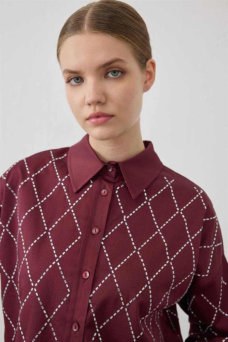 STRAZ TAŞ DETAYLI GÖMLEK BORDO