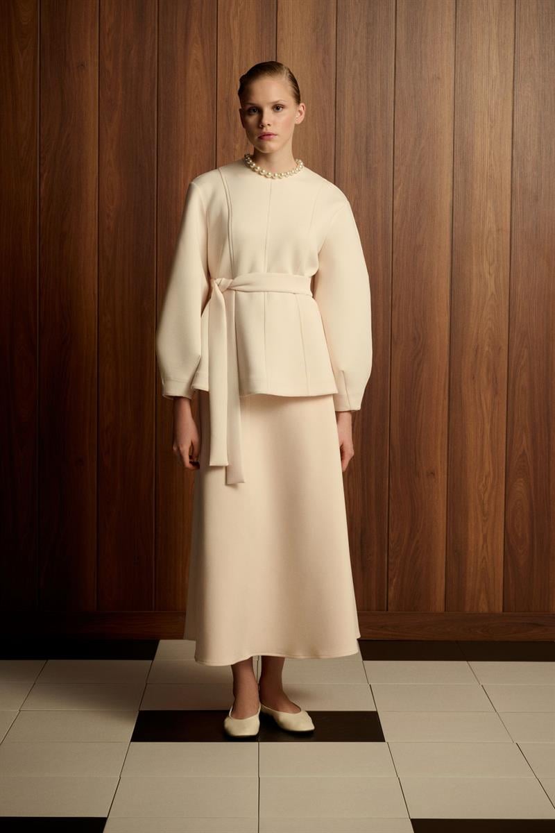 VELAR SCUBA ETEKLİ TAKIM VANİLYA