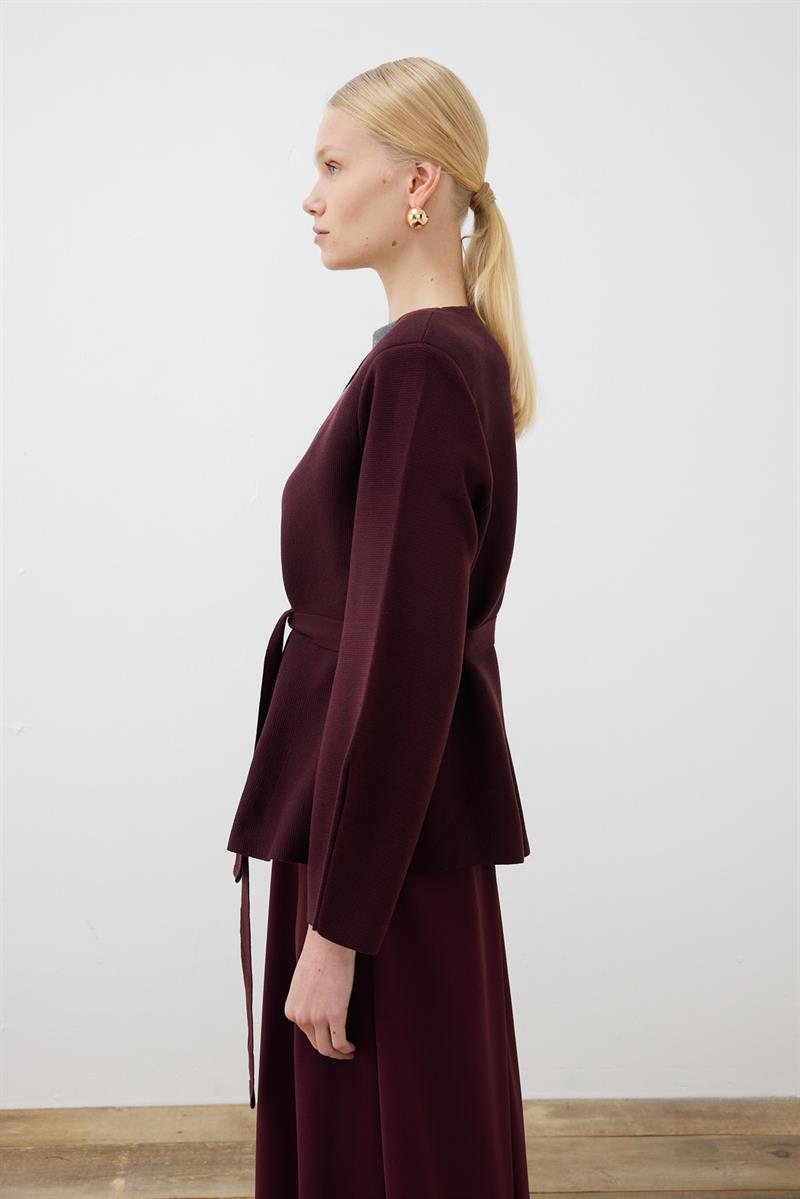 VERA STEEL KNIT PEPLUM CARDIGAN BURGUNDY