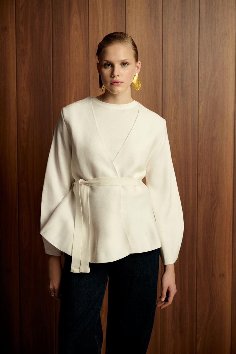 VERA ÇELİK ÖRME PEPLUM HIRKA EKRU