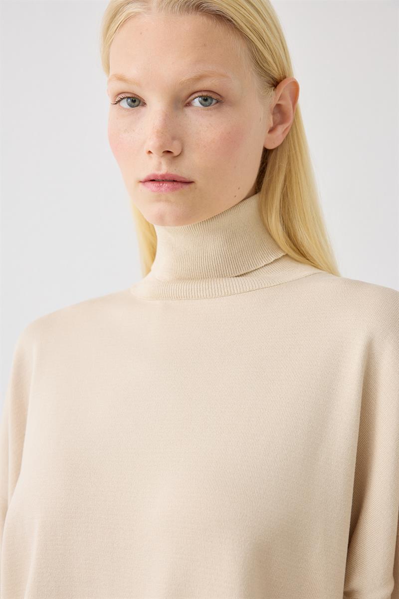 VOLETA MERSERİZE VİSKON BOĞAZLI TRIKO TUNIK BEJ